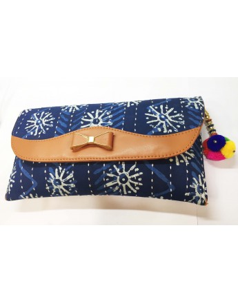 Women beautiful cotton kantha wallet Sling bag