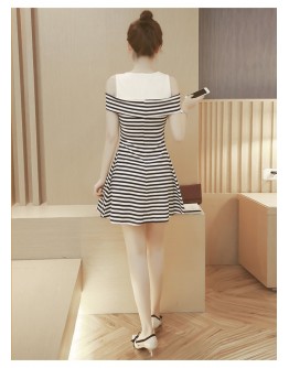 Woman Casual Strapless Stripe Dress